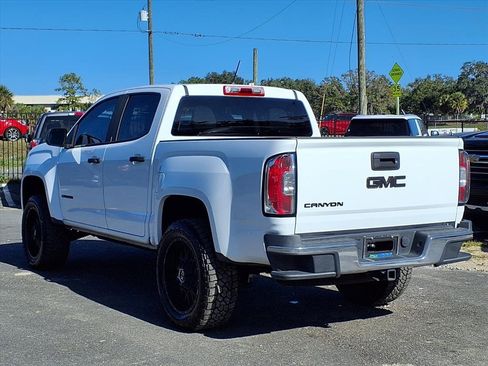 Used 2017 GMC Canyon 2WD Crew Cab w/ Convenience Package image 5