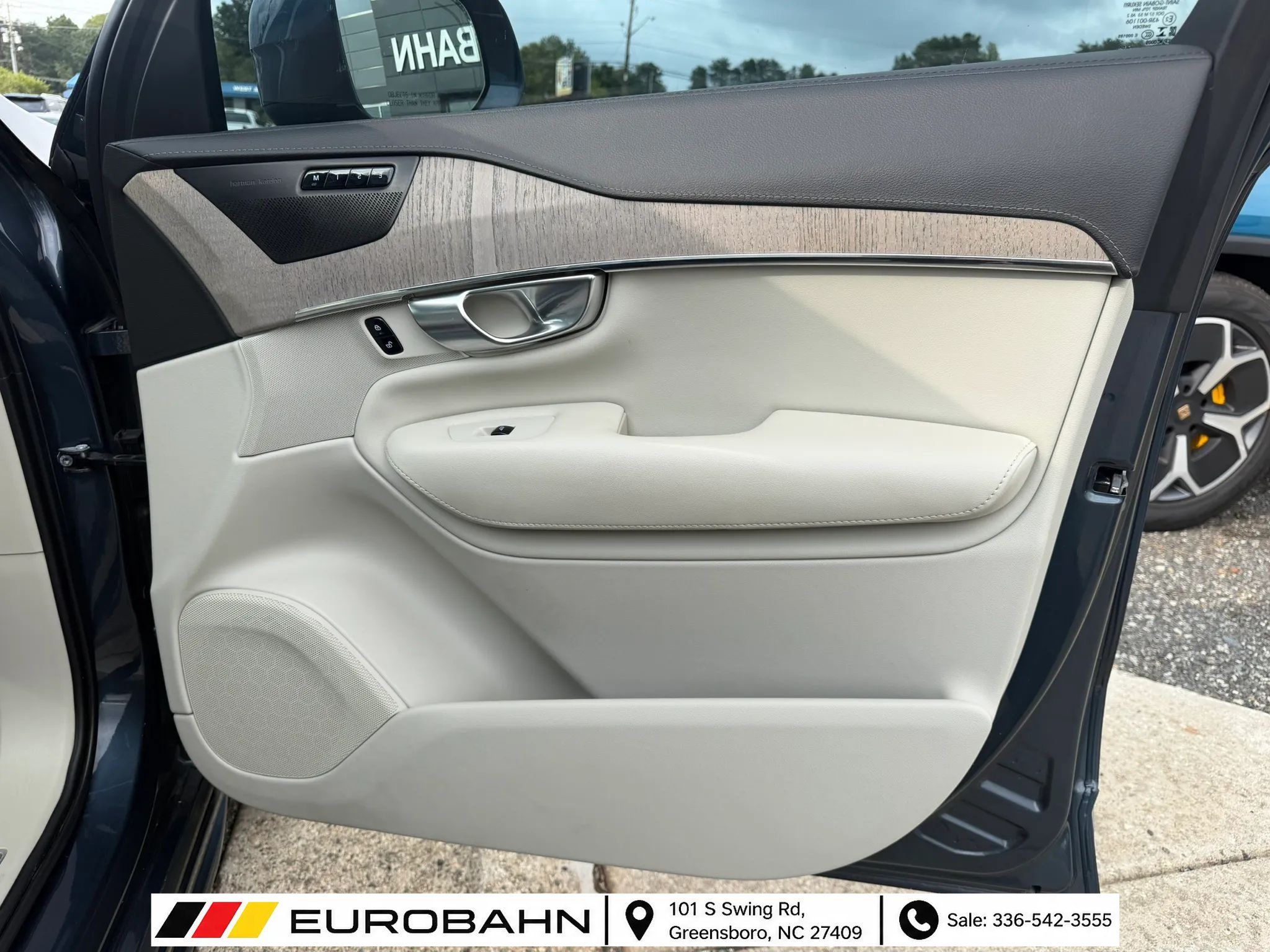Used 2021 Volvo XC90 T6 Inscription w/ Protection Package Premier AWD/4WD image 21