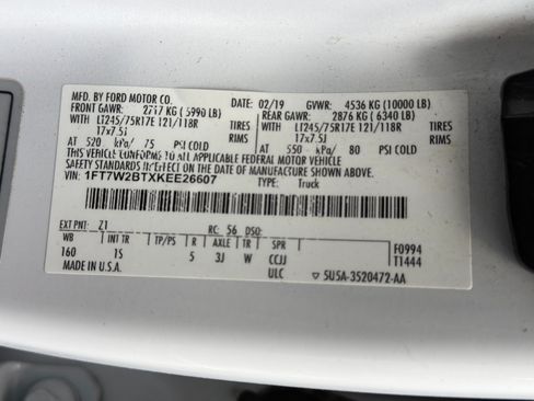 Used 2019 Ford F250 XL w/ Power Equipment Group AWD/4WD image 38