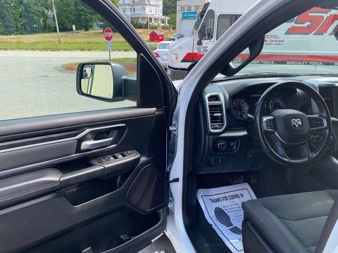 Used 2022 RAM 1500 Big Horn AWD/4WD image 10
