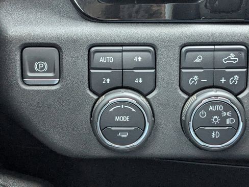 Used 2024 Chevrolet Silverado 3500 High Country w/ High Country Premium Package image 24