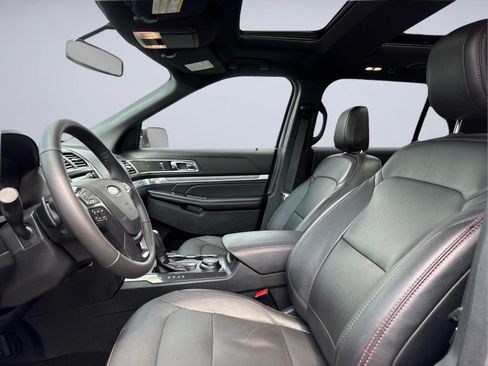 Used 2019 Ford Explorer Sport AWD/4WD image 17