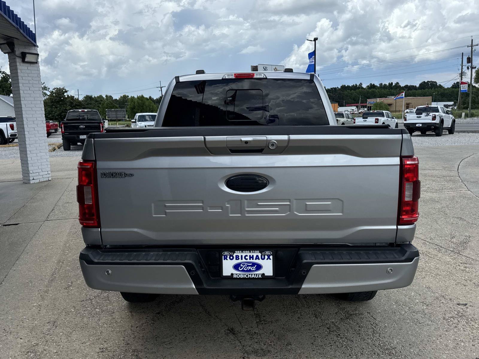 Used 2022 Ford F150 4x4 SuperCrew Hybrid image 6