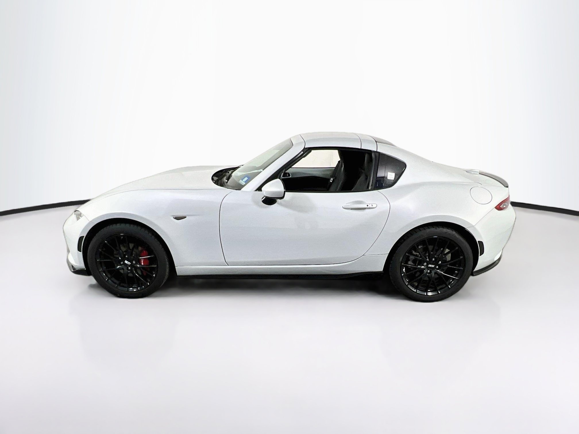 Used 2018 MAZDA MX-5 Miata RF Grand Touring w/ Appearance Package RWD image 8