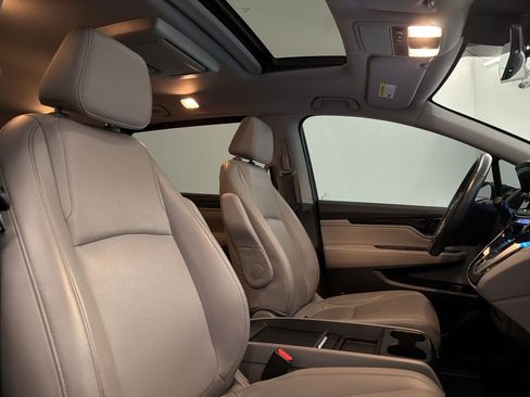 Used 2023 Honda Odyssey Touring image 24