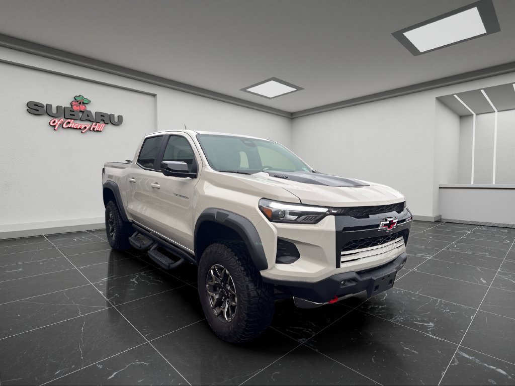 Used 2026 Chevrolet Colorado ZR2 w/ Technology Package AWD/4WD image 1