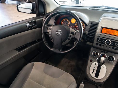 Used 2009 Nissan Sentra 2.0 S FE+ w/ Convenience Plus Pkg FWD image 10