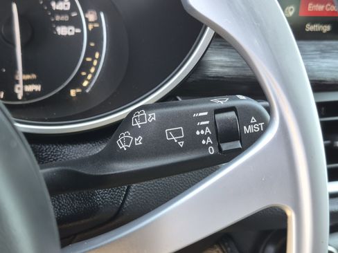 Used 2022 Alfa Romeo Stelvio Sprint RWD image 54