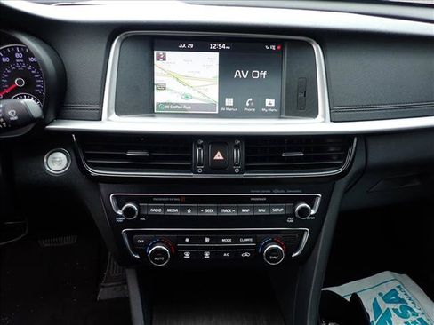 Used 2019 Kia Optima EX w/ EX Premium Package FWD image 11