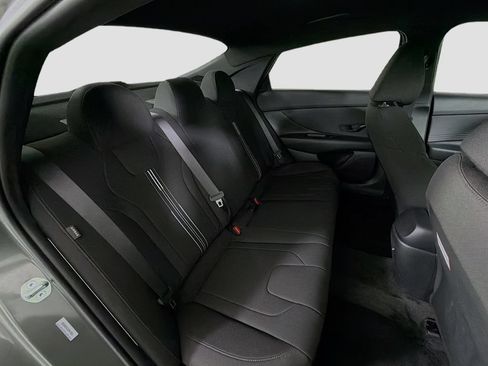 Used 2025 Hyundai Elantra Sport FWD image 26