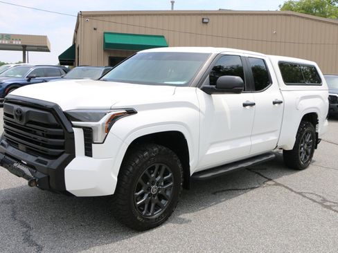 Used 2022 Toyota Tundra SR w/ SR Tow Package RWD image 1