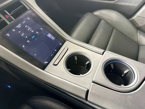 Certified 2022 Porsche Taycan GTS image 20