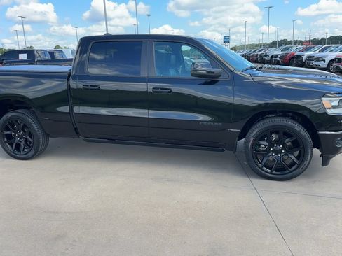 Used 2023 RAM 1500 Laramie AWD/4WD image 9