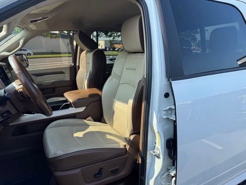 Used 2022 RAM 2500 Laramie AWD/4WD image 33