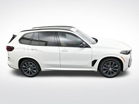 New 2026 BMW X5 M60i w/ Executive Package image 22