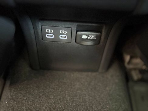 New 2026 Toyota Prius Plug-In Hybrid FWD image 16