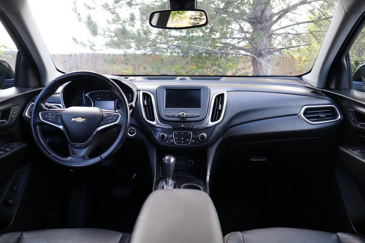 Used 2020 Chevrolet Equinox LT w/ Midnight Edition AWD/4WD image 16