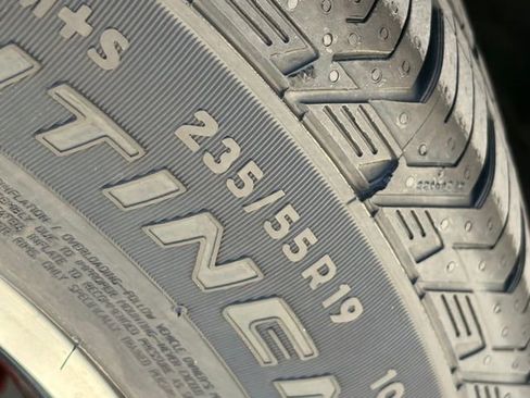 Used 2024 Alfa Romeo Stelvio Veloce image 7