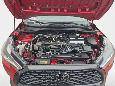 Used 2024 Toyota Corolla Cross LE image 23