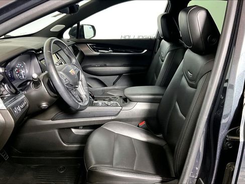 Used 2023 Cadillac XT5 Premium Luxury w/ Technology Package image 20