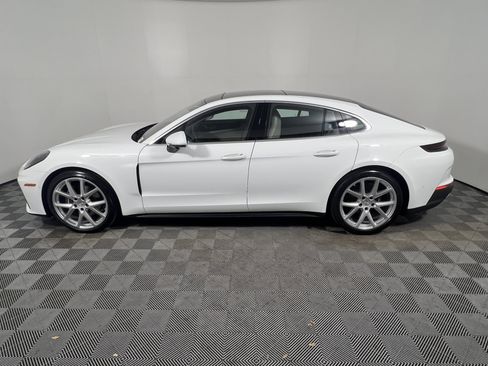 Certified 2025 Porsche Panamera image 2