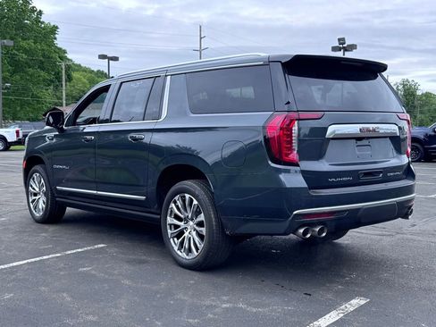 Used 2021 GMC Yukon XL Denali w/ Denali Premium Package AWD/4WD image 8