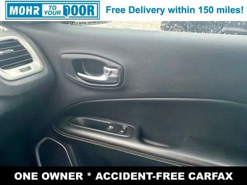 Used 2020 Jeep Compass Latitude w/ Cold Weather Group AWD/4WD image 27