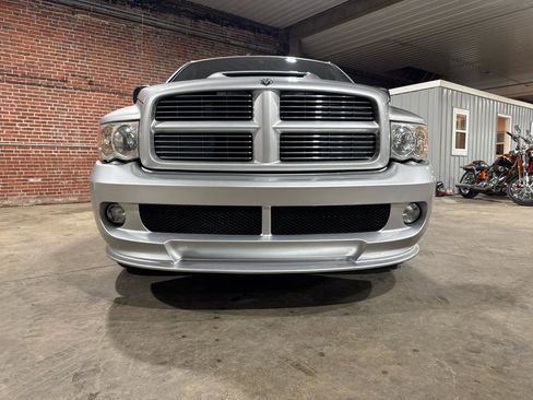 Used 2005 Dodge Ram 1500 Truck 2WD Quad Cab image 18