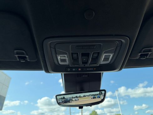 New 2025 GMC Sierra 2500 Denali Ultimate image 30