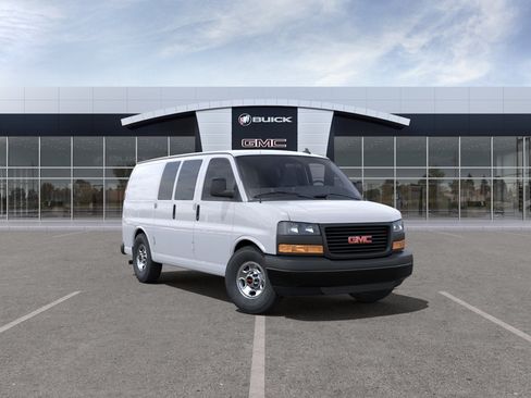 New 2024 GMC Savana 2500 w/ Driver Convenience Package RWD image 25