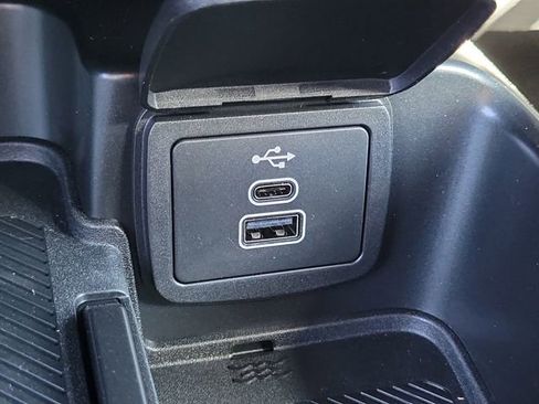 New 2026 Ford Bronco Badlands AWD/4WD image 13