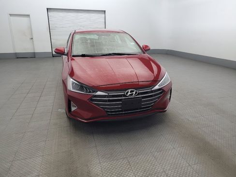 Used 2019 Hyundai Elantra SE image 14