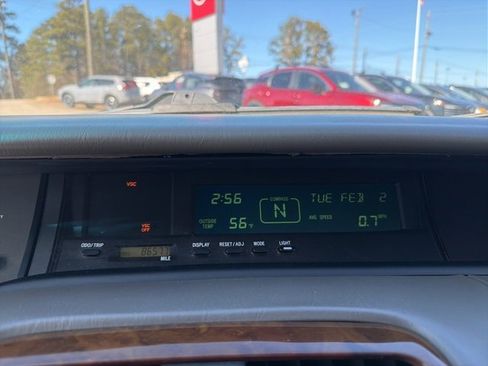 Used 2000 Toyota Avalon XLS image 26