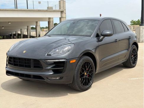 Used 2018 Porsche Macan GTS AWD/4WD image 3