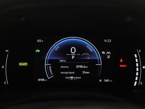 Used 2025 Toyota Camry SE image 25