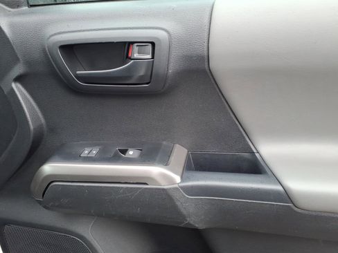 Certified 2023 Toyota Tacoma SR5 w/ SX Package image 6