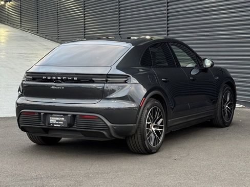 Certified 2025 Porsche Macan 4 Electric image 7
