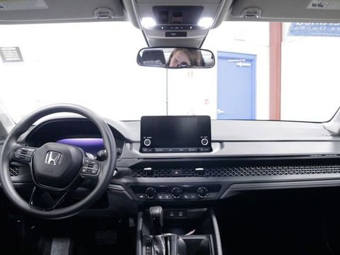 Certified 2024 Honda Accord EX image 17