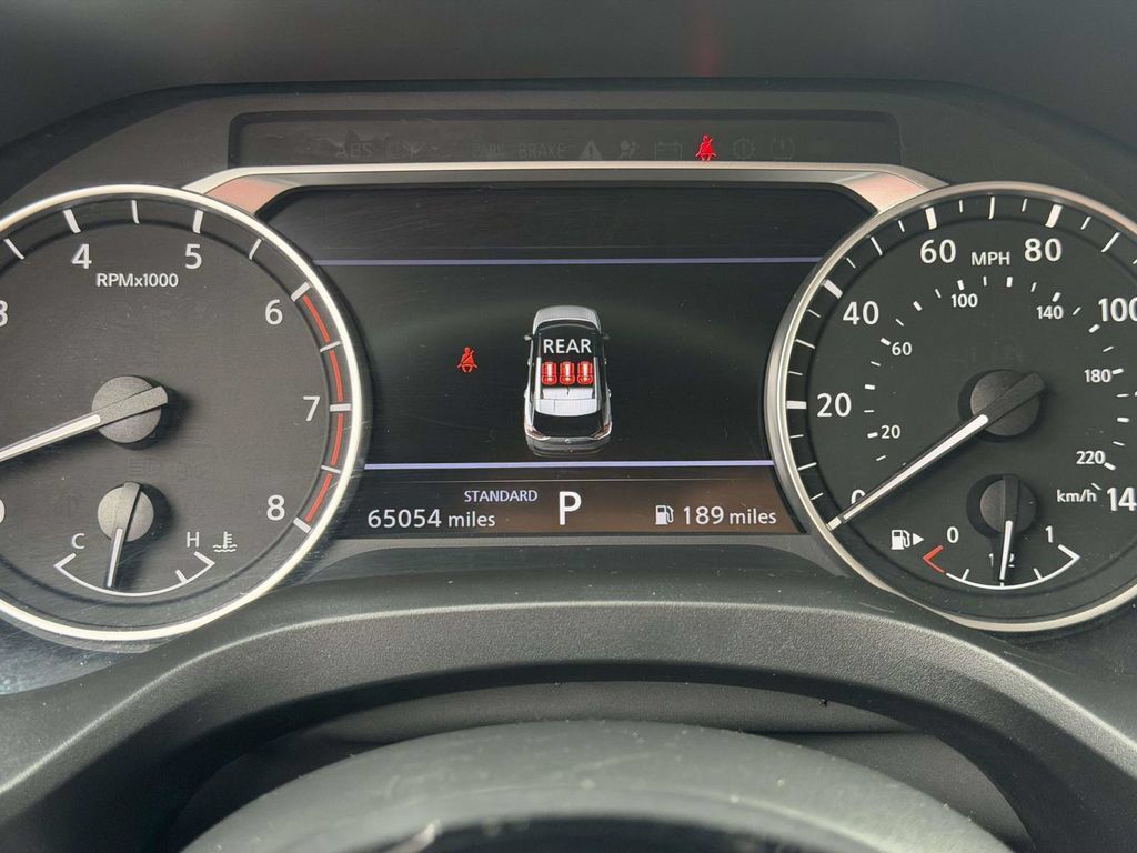 Used 2023 Nissan Rogue SV FWD image 32