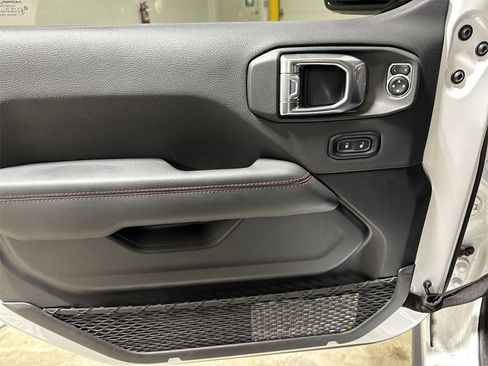 Used 2023 Jeep Gladiator Rubicon w/ LED Lighting Group image 21