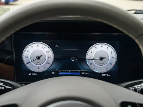 Used 2023 Hyundai Elantra SEL w/ Convenience Package image 23