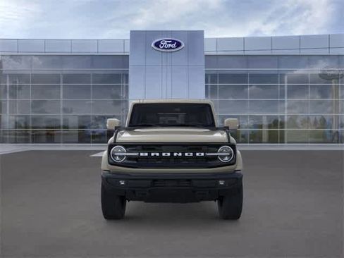 New 2025 Ford Bronco Outer Banks image 6