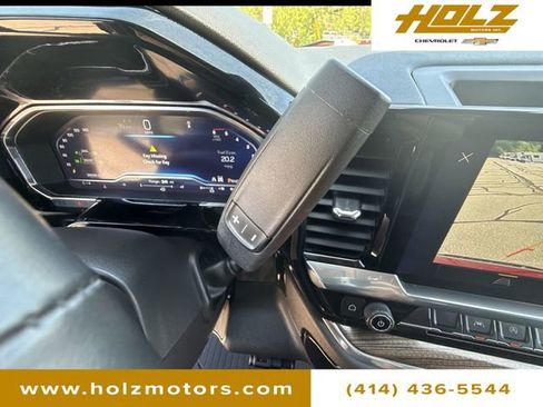 Certified 2024 Chevrolet Silverado 1500 LT AWD/4WD image 16