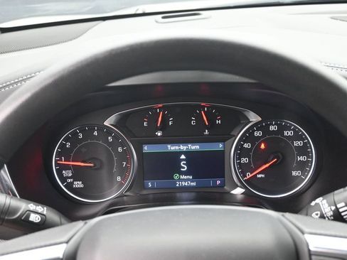 Used 2025 Chevrolet Blazer LT AWD/4WD image 11