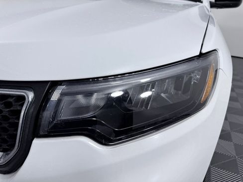 Used 2023 Jeep Compass Latitude w/ Sun and Sound Group image 22