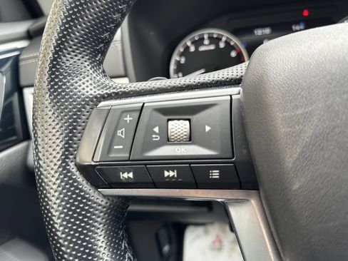 Used 2022 Mitsubishi Outlander SEL image 19