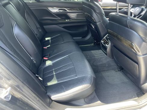 Used 2016 BMW 750i RWD image 24