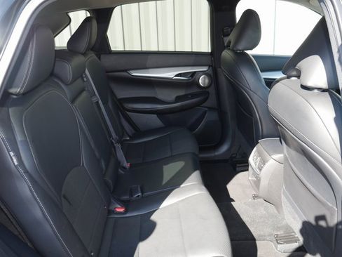 Used 2022 INFINITI QX50 Essential image 27