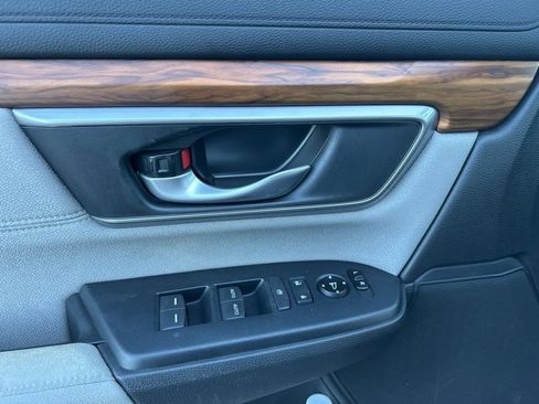 Used 2019 Honda CR-V EX image 18