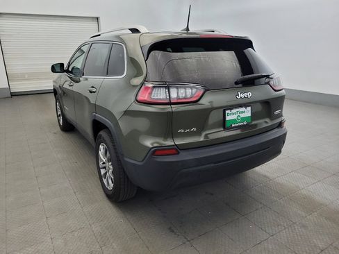 Used 2019 Jeep Cherokee Latitude Plus w/ Cold Weather Group AWD/4WD image 6